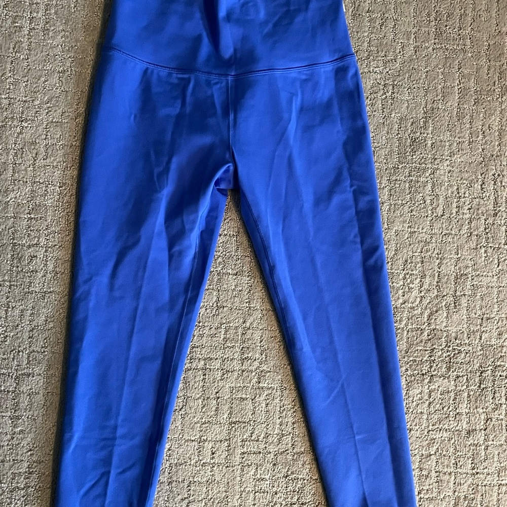 NWT CALIA bright blue leggings essential high rise 7/8 M Carrie underwood